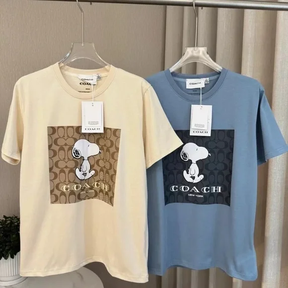 COACH Men's Women’s Unisex  Cream/Yellow Snoopy  T-shirt  COTTON - Picture 3 of 5